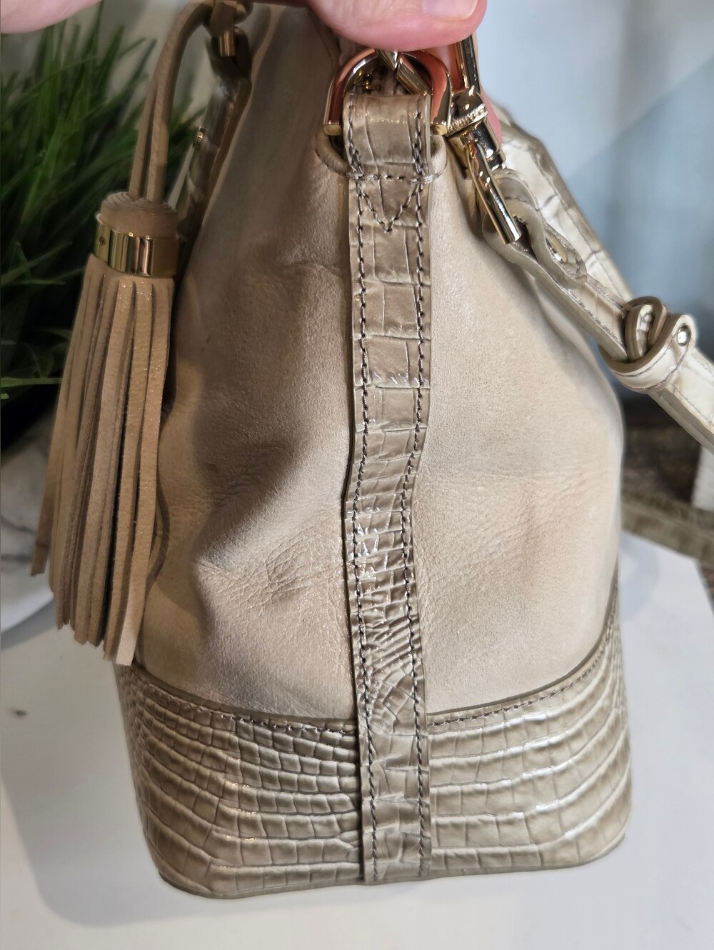 Brahmin Duxbury Set- Satchel, Wallet & Cheque Book Holder. - Picture 5 of 16
